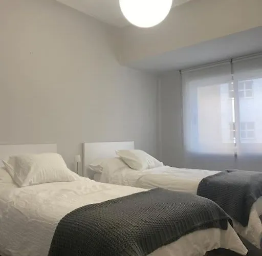 Domus Santa Clara Centrico Con Wifi לאון